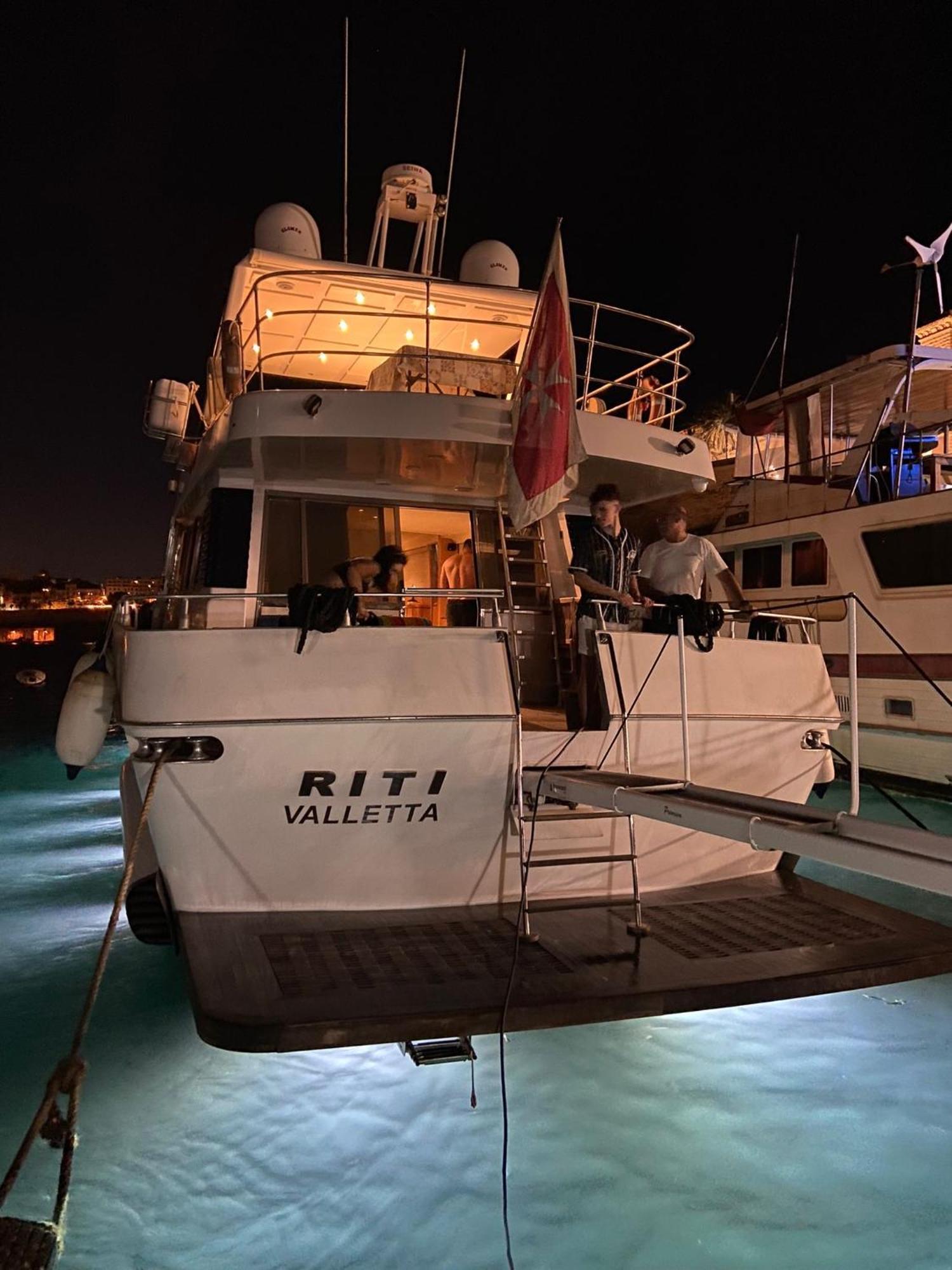 Riti Yacht Hotel Kalkara Екстериор снимка