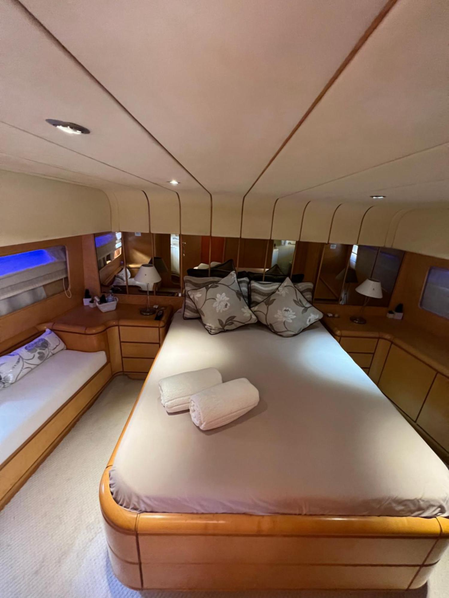Riti Yacht Hotel Kalkara Екстериор снимка