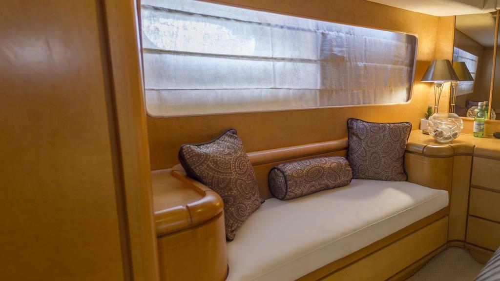 Riti Yacht Hotel Kalkara Екстериор снимка