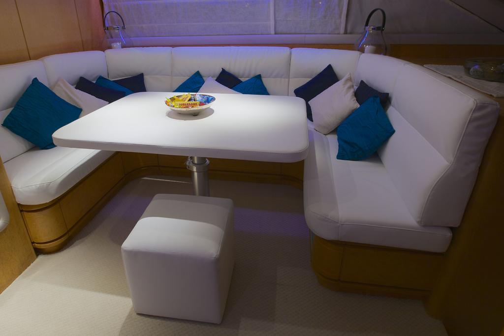 Riti Yacht Hotel Kalkara Екстериор снимка