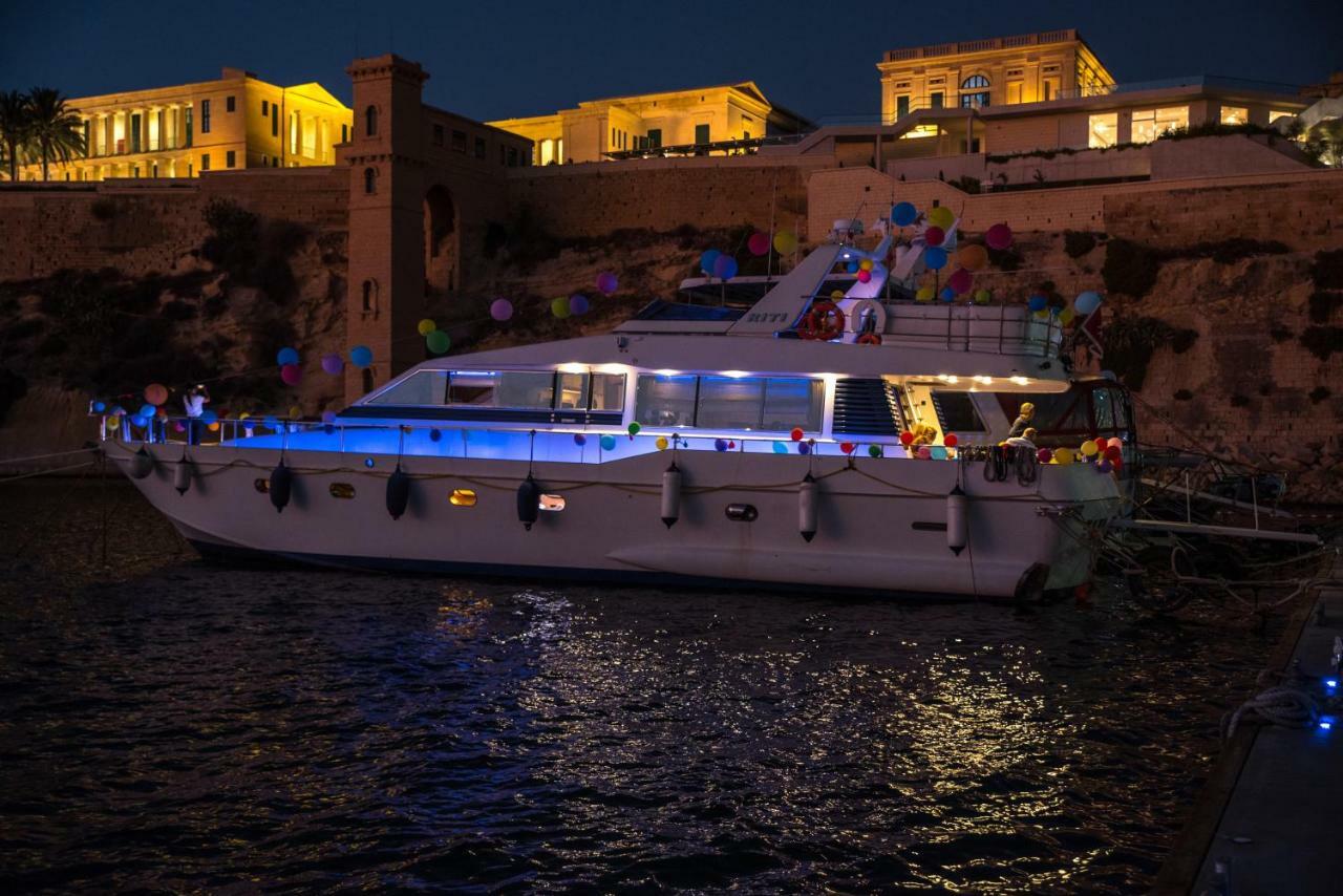 Riti Yacht Hotel Kalkara Екстериор снимка