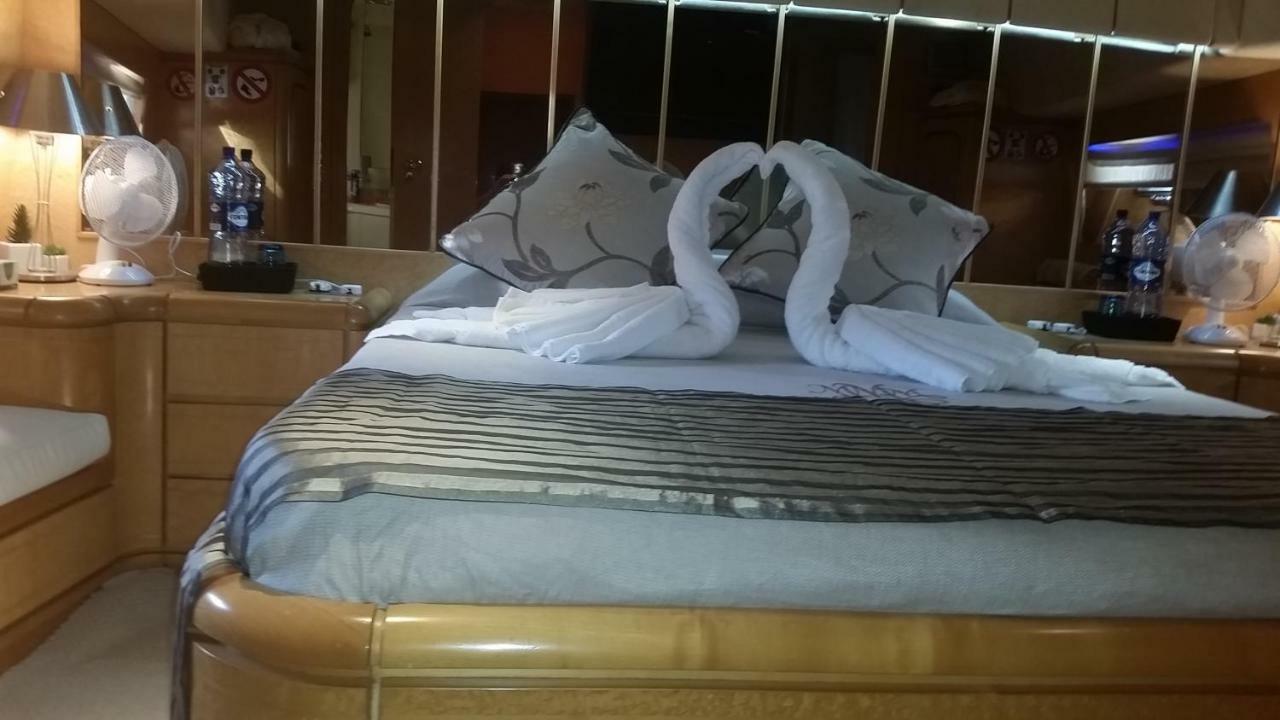 Riti Yacht Hotel Kalkara Екстериор снимка
