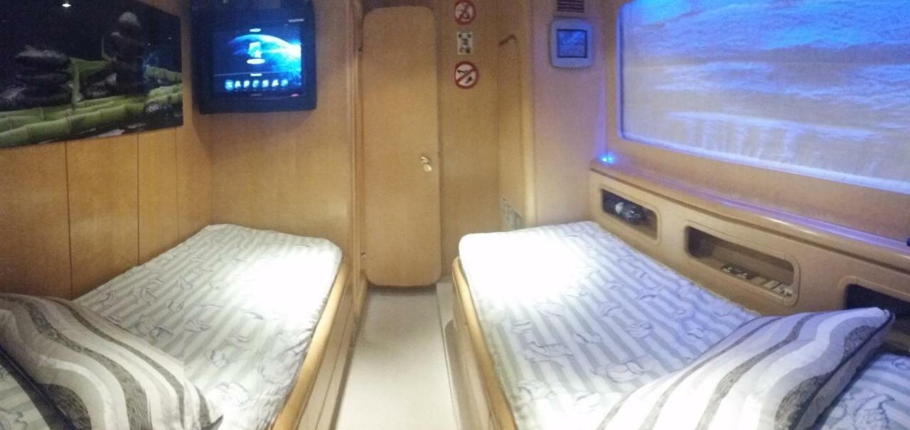 Riti Yacht Hotel Kalkara Екстериор снимка